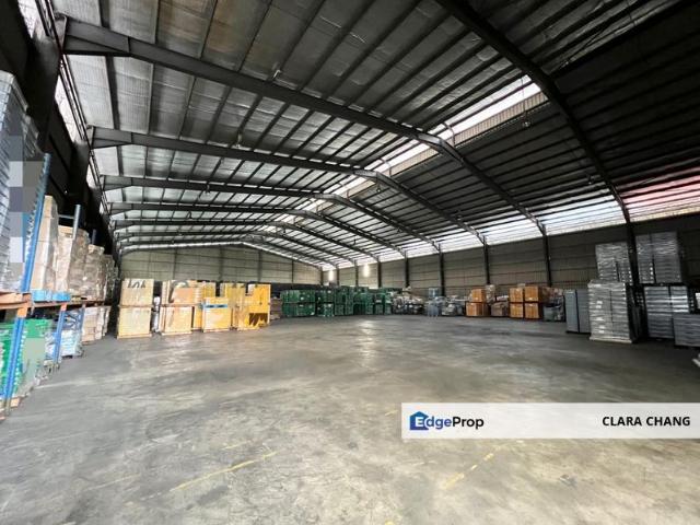 Warehouse for sale in Pekan Nanas, Johor
