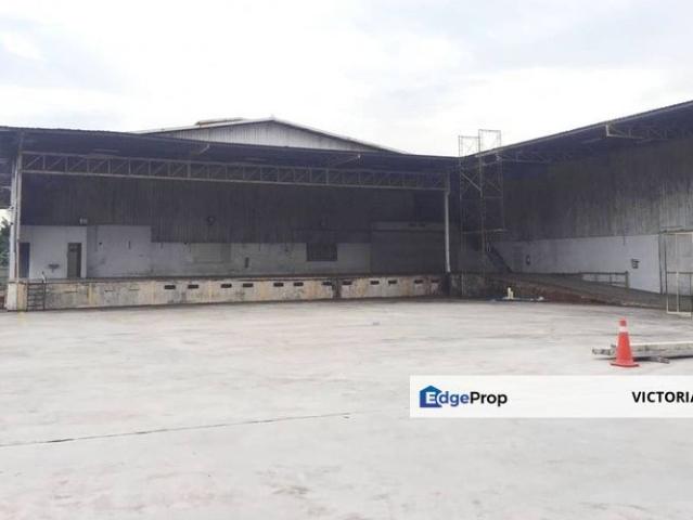 Warehouse for rent in Pekan Nanas, Johor