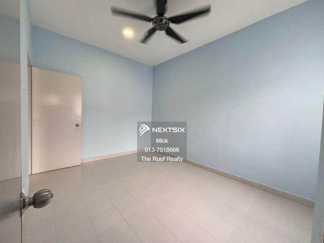 Property for sale in Pekan Nanas, Johor