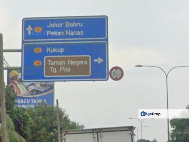 Warehouse for sale in Pekan Nanas, Johor