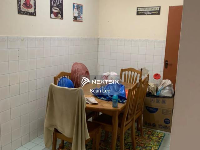 Warehouse for sale in Johor