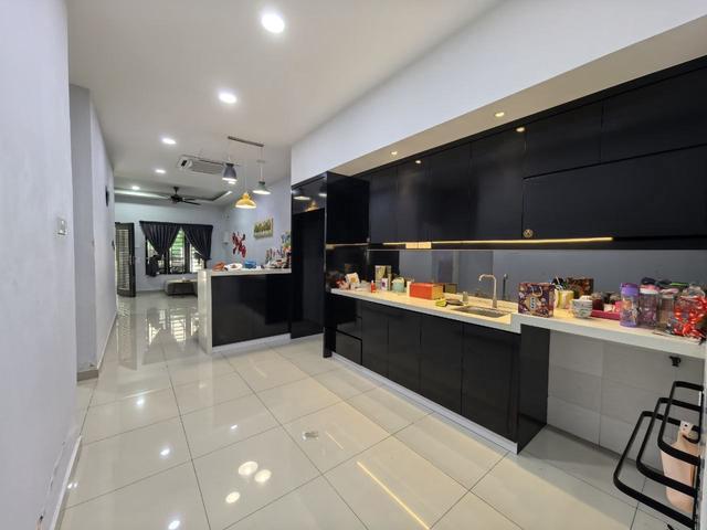Terraced House for sale in Pekan Nanas, Johor