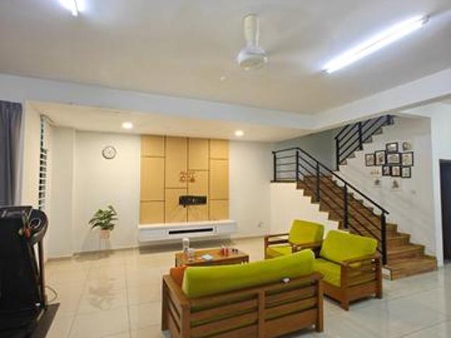 Terraced House for sale in Pekan Nanas, Johor