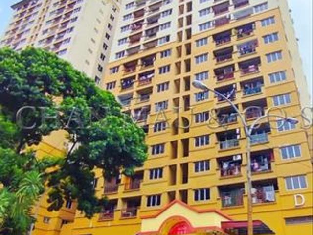 Apartment for sale in Petaling, Damansara Damai