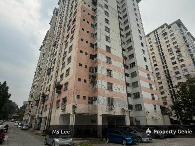 Apartment for sale in Petaling, Damansara Damai