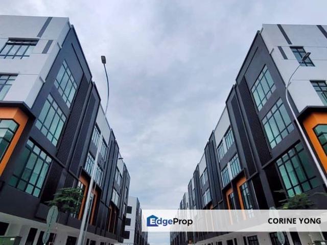 Shop for rent in Taman Pelangi, Johor Bahru