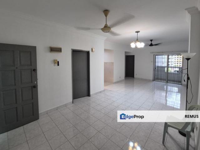 Condominium for sale in Petaling, Damansara Damai