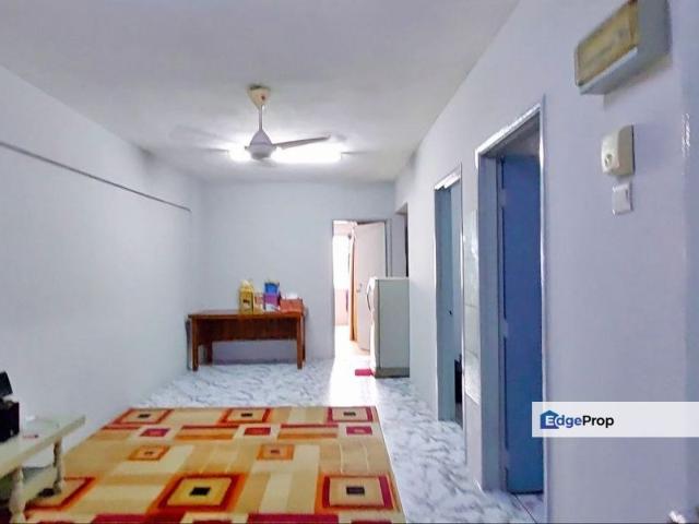 Flat for sale in Petaling, Damansara Damai
