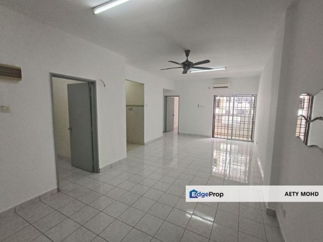 Condominium for sale in Petaling, Damansara Damai