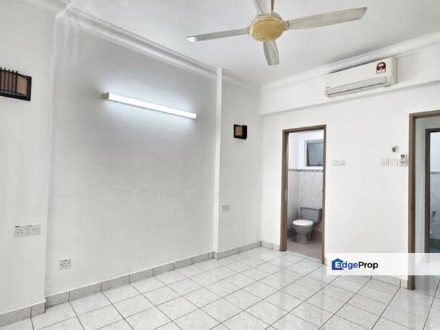 Condominium for sale in Petaling, Damansara Damai
