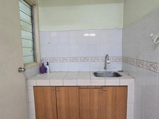 Apartment for sale in Petaling, Damansara Damai