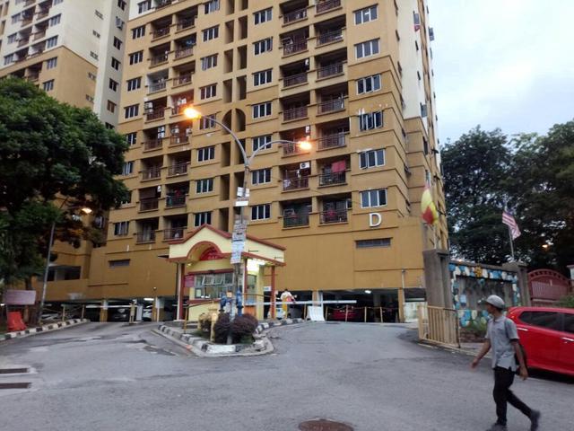 Apartment for sale in Petaling, Damansara Damai