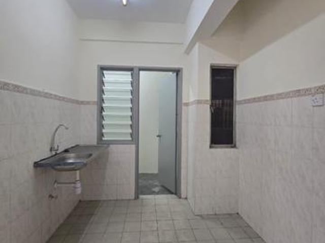 Condominium for sale in Petaling, Damansara Damai