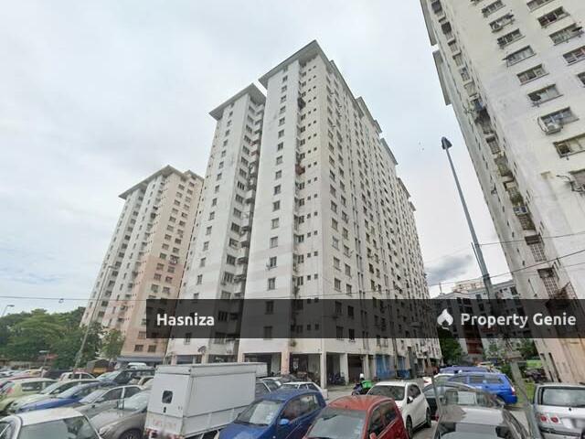 Apartment for sale in Petaling, Damansara Damai