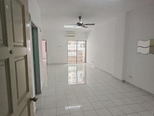 Condominium for sale in Petaling, Damansara Damai
