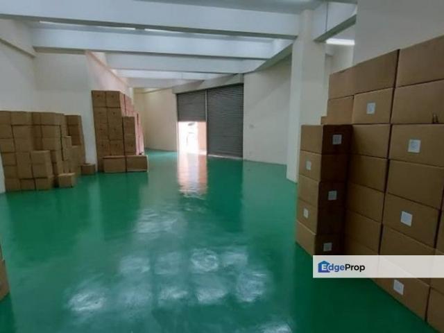 Shop for sale in Petaling Jaya, Petaling
