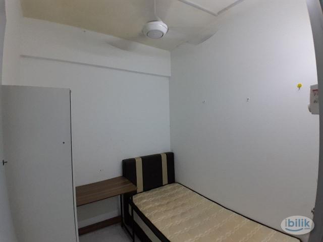 Room for rent in Petaling, Damansara Damai