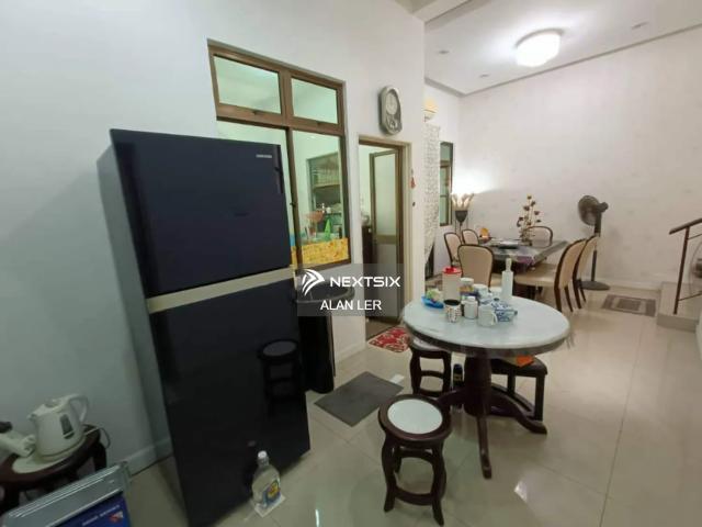 Residential House for sale in Ulu Tiram, Johor