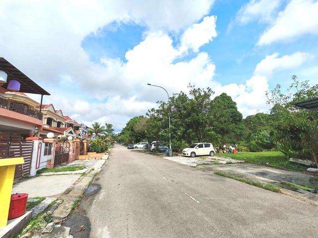 Terraced House for sale in Ulu Tiram, Johor