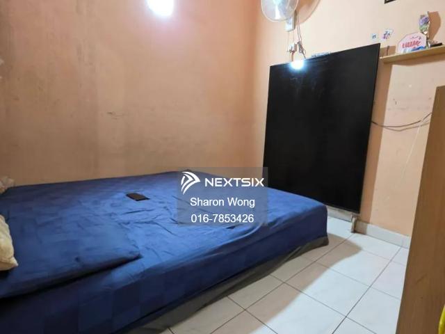 Shop for sale in Ulu Tiram, Johor