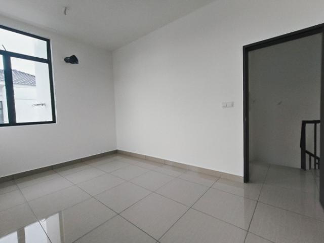 House for rent in Ulu Tiram, Johor