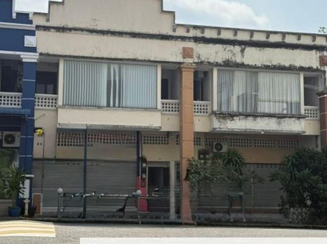 Shop for sale in Ulu Tiram, Johor Bahru