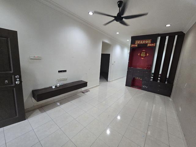 Terraced House for rent in Ulu Tiram, Johor