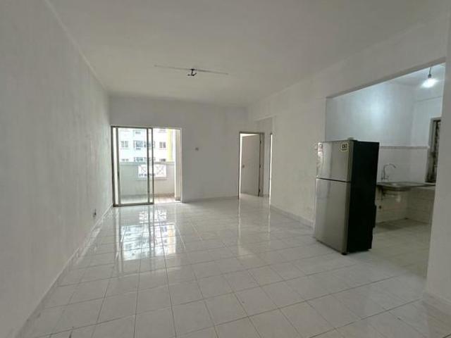 Condominium for sale in Petaling, Damansara Damai