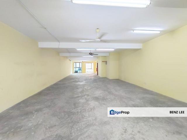 Shop for sale in Petaling, Damansara Damai