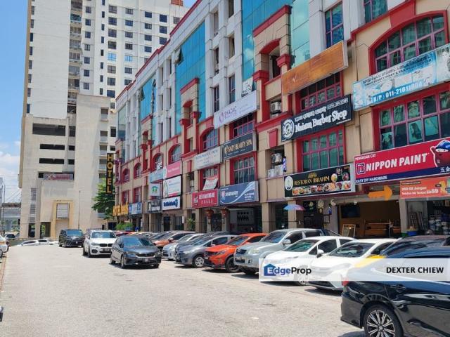 Shop for sale in Petaling, Damansara Damai