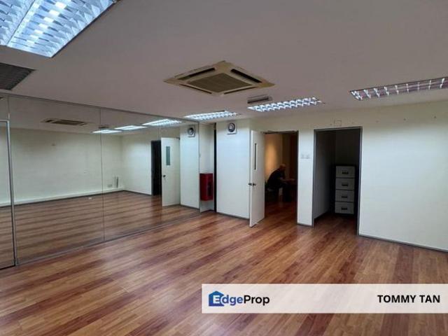 Shop for rent in Petaling, Damansara Damai