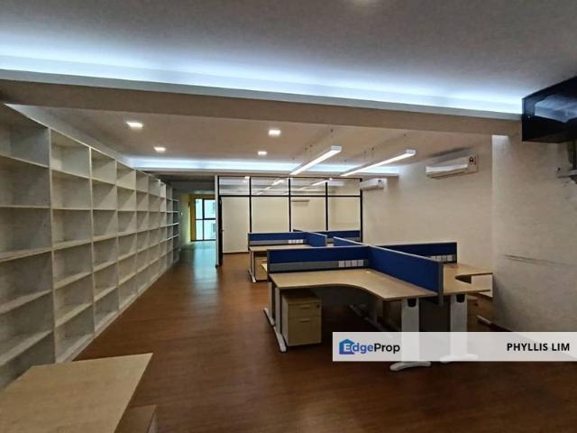 Shop for sale in Petaling, Damansara Damai