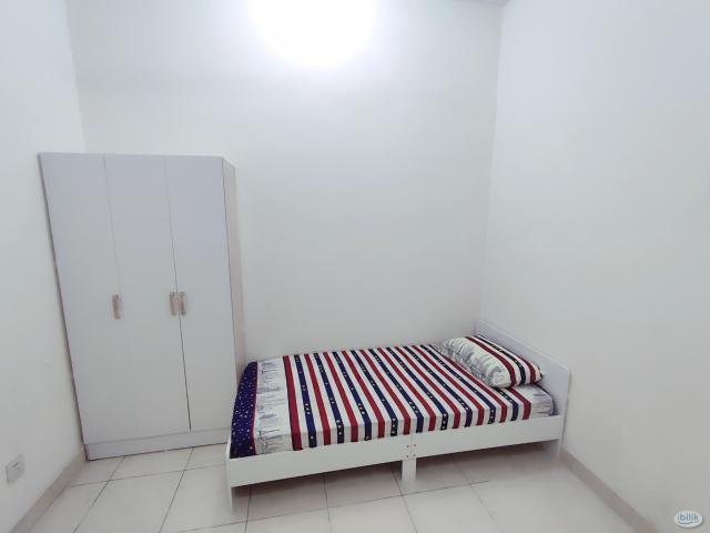 Room for rent in PJU 6, Petaling Jaya