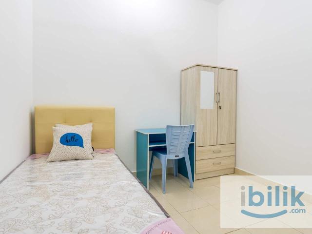Room for rent in PJU 6, Petaling Jaya