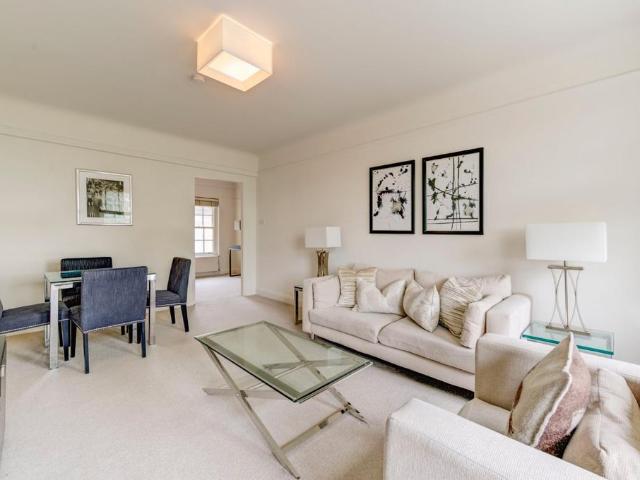 Apartment for rent in Chelsea, Greater London