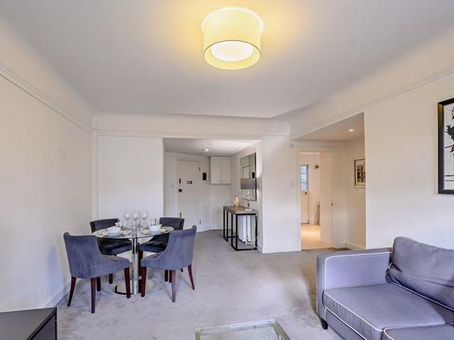 Apartment for rent in Chelsea, Greater London