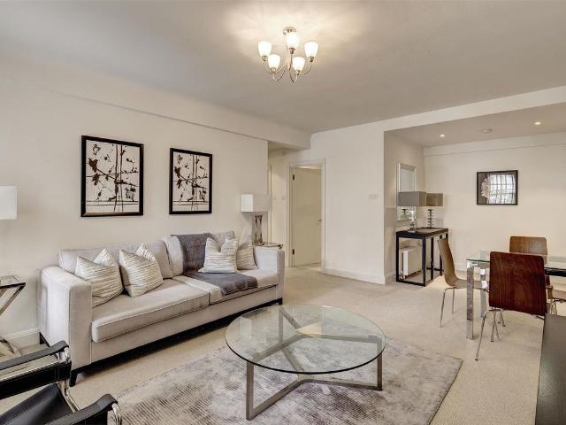 Apartment for rent in Chelsea, Greater London