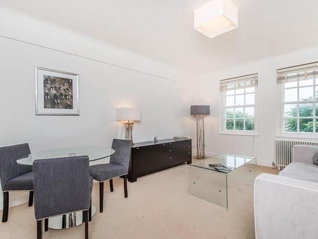 Apartment for rent in Chelsea, Greater London