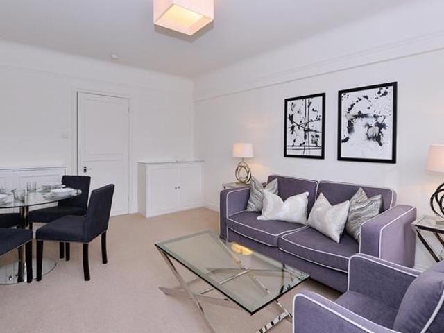 House for rent in Chelsea, Greater London