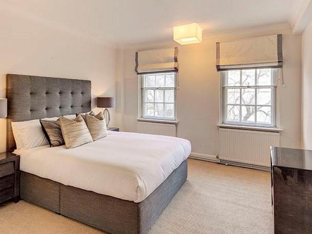 House for rent in Chelsea, Greater London