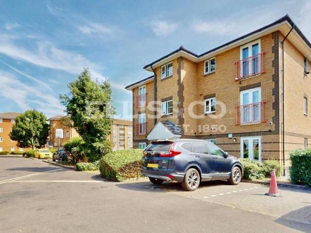 Apartment for rent in London Borough of Ealing, Perivale