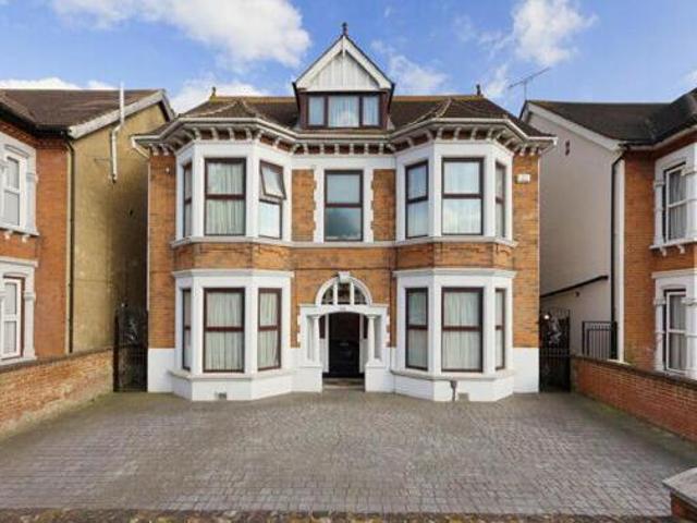 House for sale in Kings Farm, Hamerton