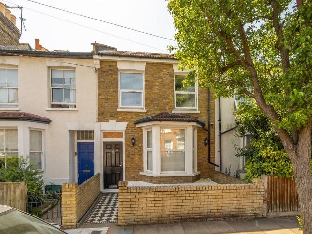House for rent in London Borough of Merton, Merton Park