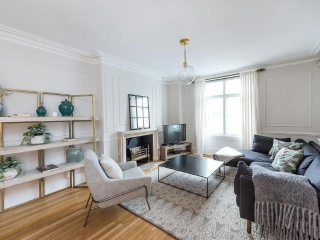 House for rent in Brompton, Greater London