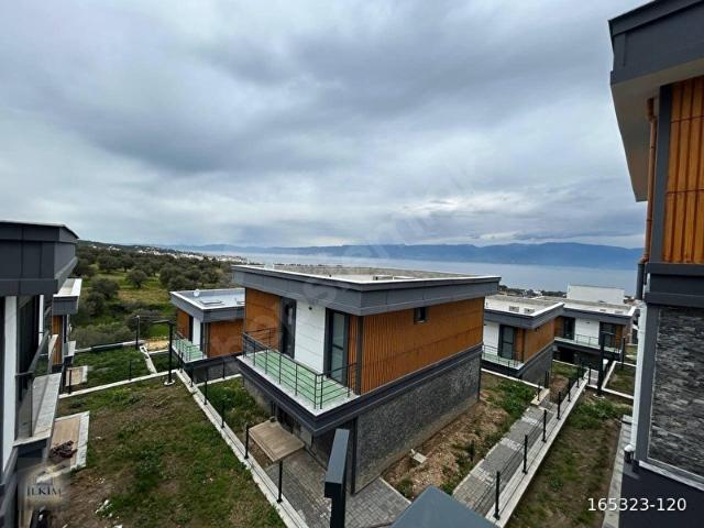 Burhaniye, Balikesir içerisinde satılık Villa