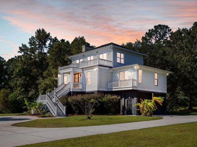 House for sale in Awendaw