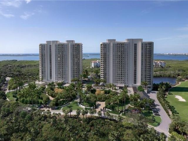 Condo for sale in Bonita Springs
