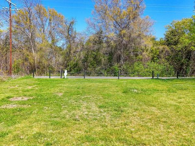 Land for sale in Navarro, Texas