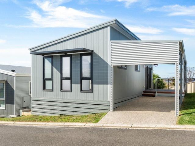 House for sale in Leopold, Victoria