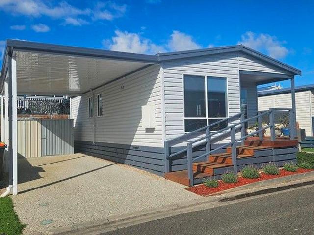 House for sale in Leopold, Victoria